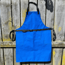 Load image into Gallery viewer, Canvas 3 pocket Work Apron
